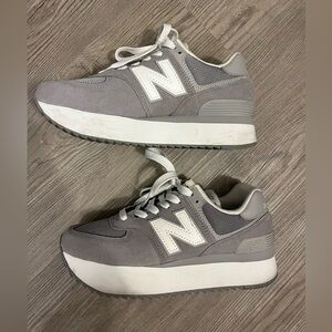 Women’s New Balance WL574